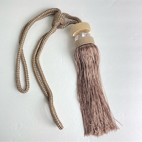 Gold Curtain Tie Backs Tassel Set (2 Tassels) Tan Faux Jewel New - Picture 2 of 5